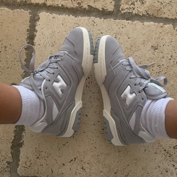 New Balance 550s, women’s 5.5 or men’s 4 - Picture 1 of 3